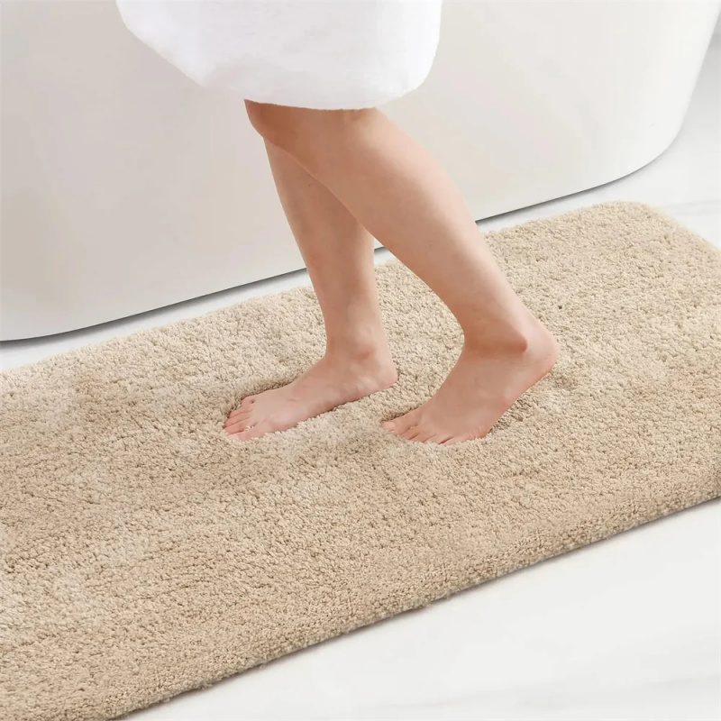 Eenvoudige luxe badkamertapijt - Zara Home Bathroom Mat recensie en prijs